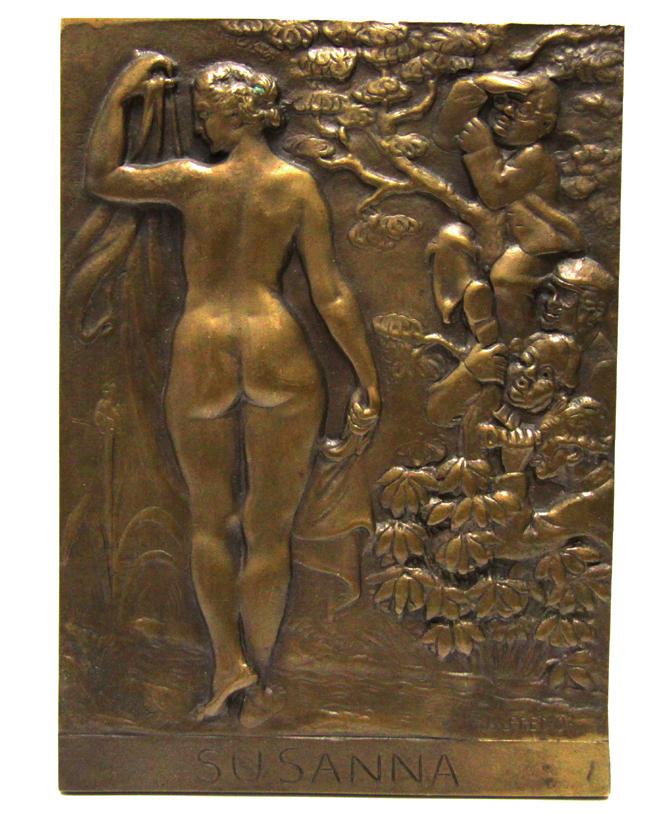 Auf dem Sockel sign. Valentin. H.: 16,5 cm. (24776) 200 834 Zicklein Bronze dunkel patineirt.