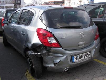 Technische Ausstattung des Pkw Opel Corsa D Fahrerin