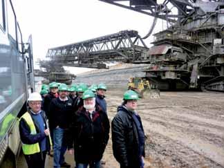 Altstädter im Land der Giga-Bagger Besuch im Tagebau Hambach der RWE-Power Der Große Rat hatte zum Besuch im Tagebau Hambach eingeladen.