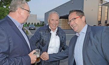 Geburtstag des in Gevelsberg ansässigen Tochter unternehmens Beinlich Pumpen in Neuenrade feierte, unterhielt der Bundesvorsitzende der FDP, Christian Lindner, die zahlreichen Gäste.