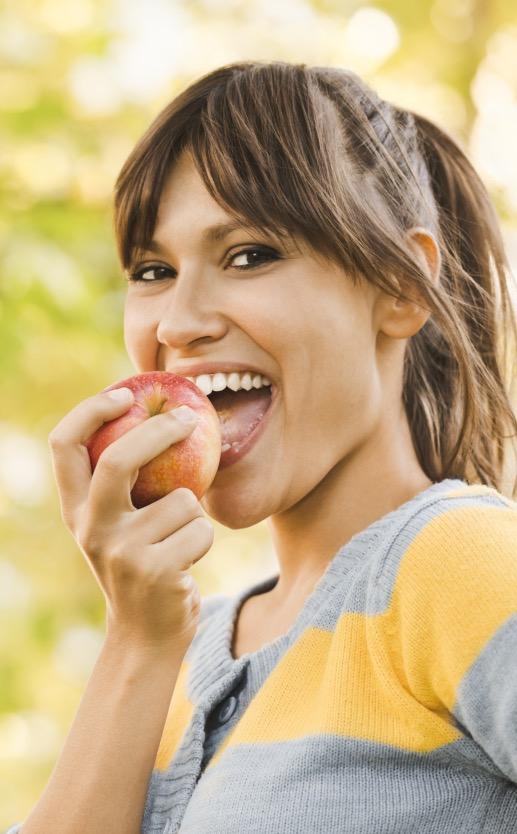 ZIELGRUPPE JÜNGER ALS DIE DIABETIKER IN DER BEVÖLKERUNG Frauen Männer 45 52 55 48 Bis 49 Jahre 50-69 Jahre 70 Jahre und älter 11 26 24 38 50 51 Volks-, Hauptschule / (Noch) Kein Abschluss Mittlerer