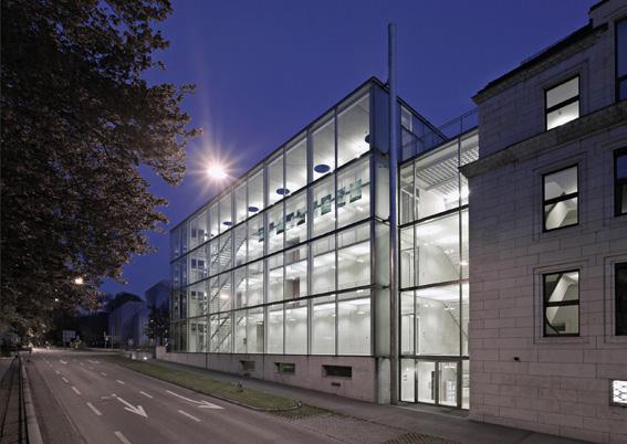 Zürcher Hochschule Winterthur ZHW Objektadresse: St.-Georgen-Platz 2, 8400 Winterthur Wettbewerbsart: Projektwettbewerb im selektiven Verfahren 1991, 1.
