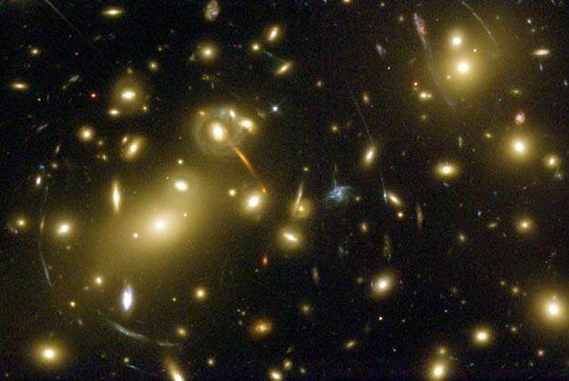 Kosmologie: Dunkle Materie