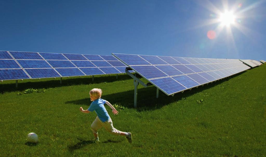 Besonderheiten von Photovoltaik 1. Energie wird tagsüber produziert, genau dann wenn sie auch tatsächlich benötigt wird 2. Photovoltaik-Technik ist ausgereift, bewährt, sicher und sauber 3.
