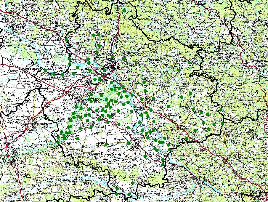 9 Landkreis Deggendorf Abbildung 10: Biberverbreitung (Revierzentren) im Landkreis Deggendorf Im Landkreis Deggendorf hat sich die Zahl der Biberreviere mit 125 erfassten Vorkommen seit der