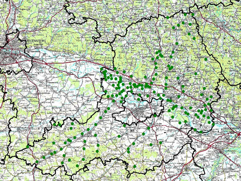 10 Landkreis Straubing-Bogen Abbildung 11: Biberverbreitung (Revierzentren) im Landkreis Straubing-Bogen Im Landkreis Straubing-Bogen wurden 171 Biberreviere gefunden.