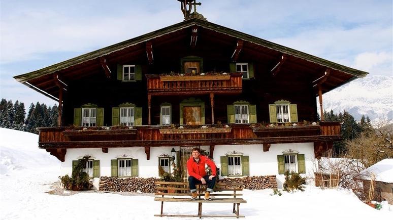 Eingebettet in die Kitzbüheler Alpen und das Gebirgsmassiv des Wilden Kaisers liegt die Region Wilder Kaiser, die sich im Winter auch ohne Ski und Snowboard auf schönste Art und Weise erobern lässt.