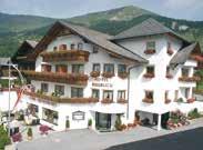 at www.alpenroyal-fiss.at Das Hotel Alpenroyal bietet gemütlich eingerichtete Zimmer mit großem Balkon und herrlichem Ausblick.