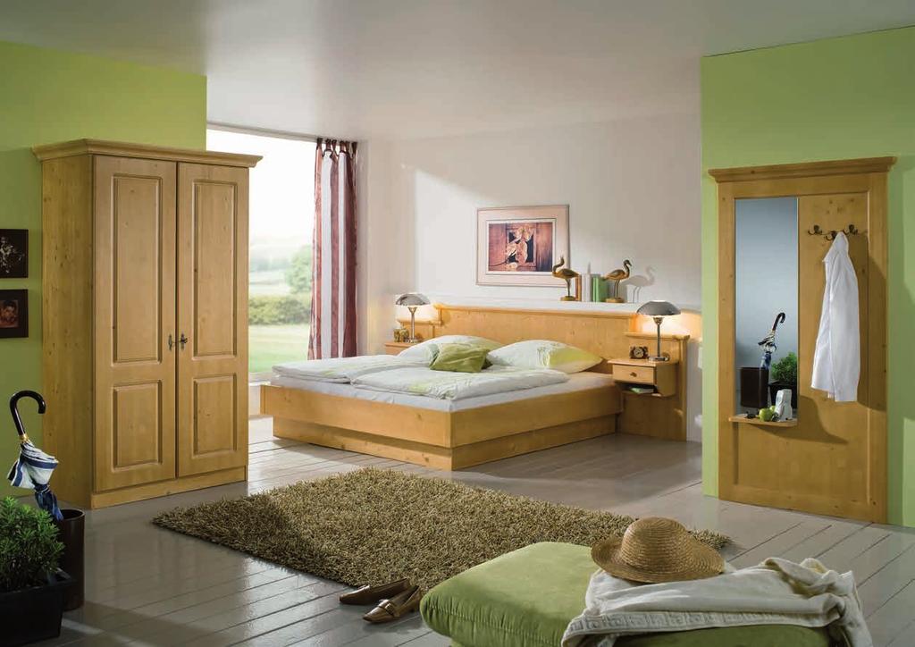 Schlafzimmer bestehend aus: - Schrank (h: 195 cm) - 180 x 200 cm - Nachtkästchen