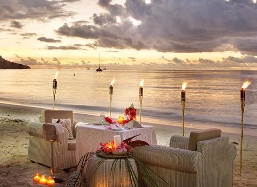 Gastronomie Im Coral Strand Hotel wird jede kulinarische Erfahrung einzigartig, denn das beliebte Dining around ermöglicht verträumten Feinschmeckern einen abwechslungsreichen Ausblick auf die