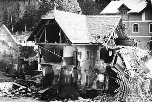 1930 verstirbt Max Bähr und der Gottleubaer Kaufmann Fritz Mey, der inzwischen die Tochter Käthe geheiratet hatte, wird der Geschäftsführer der Mühle.