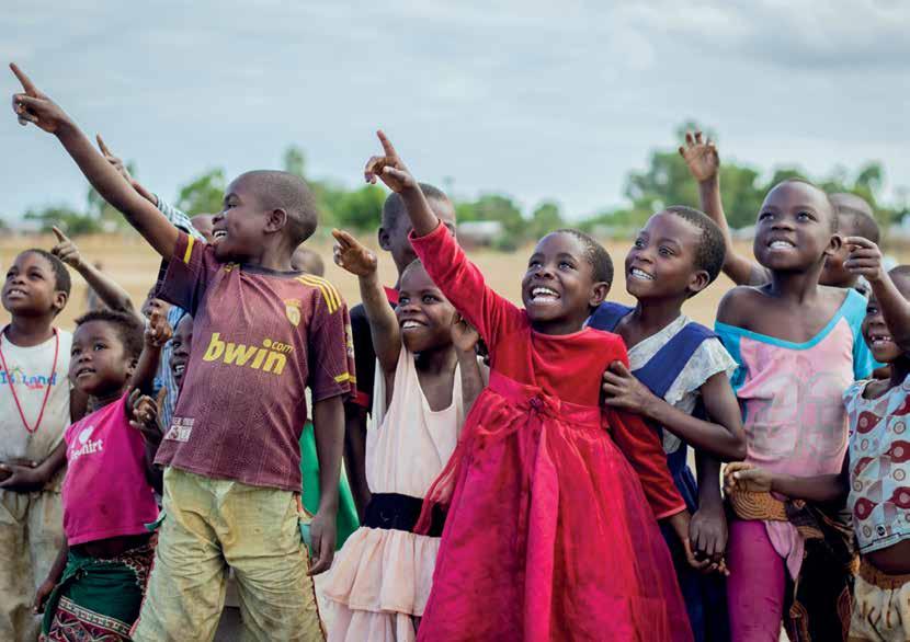 6 INNOVATION für Kinder 7 Als engagierter UNICEF-Spender machen Sie Innovationen möglich danke! Drohnen im Einsatz für UNICEF Überflieger in der Nothilfe Was fliegt denn da?