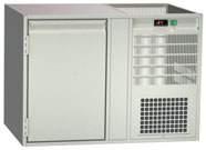 8.4 Kühl- und Tiefkühlunterbauten Gastronorm-Tiefkühltische steckerfertig Tiefkühltisch Gastronorm, steckerfertig Höhe 760 mm, ohne Sockel und Abdeckung Hochwertiges Gehäuse komplett aus