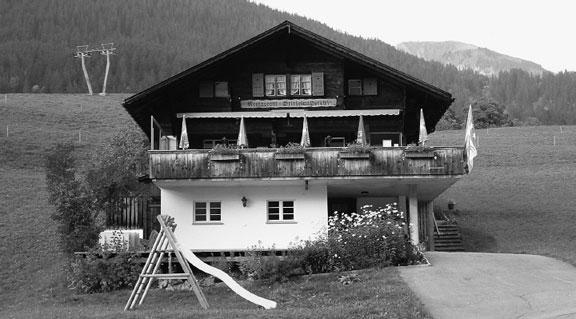 +41 (0)33 853 13 18 Restaurant Grindelwaldstübli Das heimelige Stübli in der Bodmi unterhalb des Terrassenwegs.