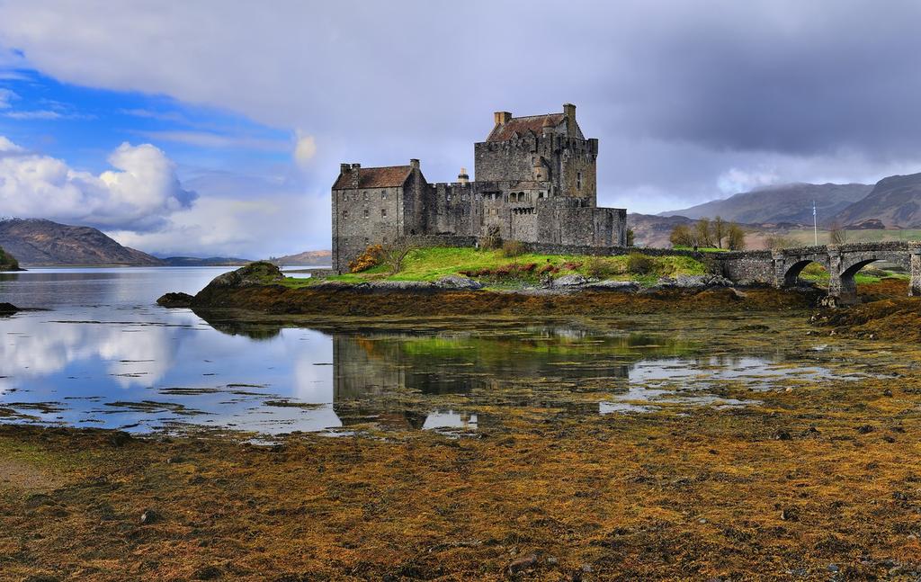 Abendessen im Restaurt des Hotels und Übernachtung auf der Insel Skye. 8. Tag: Samstag, 1.