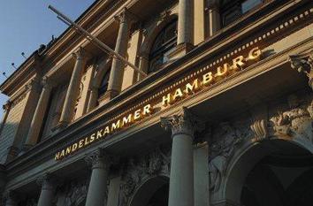 der Rahmen Die Handelskammer Hamburg ist am Donnerstag, 01. März 2018, der Treffpunkt für die mittelständische Wirtschaft in Hamburgs Mitte und dem Süden der Metropolregion.