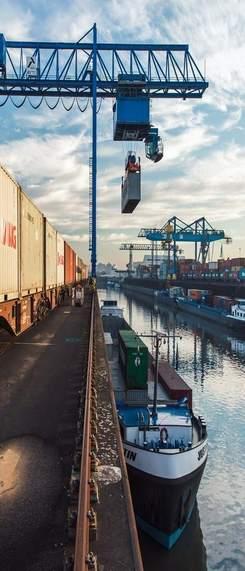 Niederrhein Neuss Geländefläche 125.000 m² (ab Januar 2018) Lagerkapazität 10.000 TEU Transportmodi Barge, Rail & Truck Bahnmodul 1 x 1.