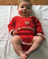 Auch wenn Amelie aus Nellmersbach erst vier Monate alt ist, trägt sie schon Farben des Vereins für Begeisterung