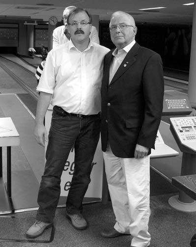 Eine Ära geht zu Ende! Willi Rausch nicht mehr 1. Vorsitzender im Verein Herner Kegler e.v. Nach mehr als 40 jähriger Vorstandsarbeit scheidet Willi Rausch als 1.