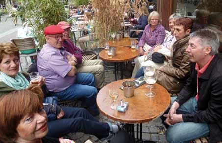 Einige Unentwegte haben danach nochmals einen Spaziergang in die Altstadt unternommen. Am Vormittag des vierten Reisetages haben wir eine Bus-Sightseeing-Tour durch Brüssel unternommen.