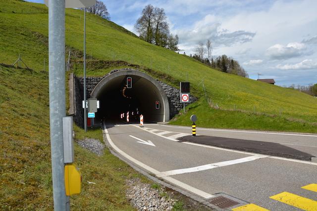 Fotos Saint-Gobain ISOVER AG Im Zuge der Instandsetzung des Tunnels