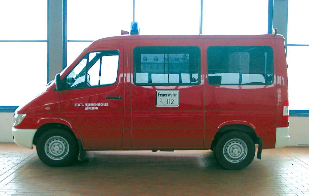 WT 11 Mannschaftstransport-/Mehrzweckfahrzeuge Verwendungszweck: Beförderung von Feuerwehrpersonal und dessen