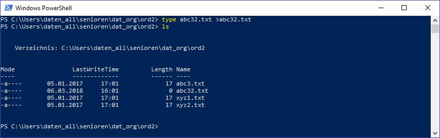 Diese Möglichkeiten bieten weitere Varianten. Ich gebe den Inhalt der Datei abc32.txt mit type aus, lenke das Ergebnis aber wieder in die Datei abc32.txt um.
