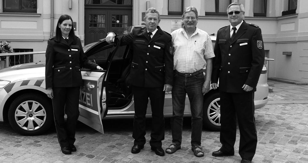 Mitteilungen der Verwaltung Kriminalhauptmeisterin verstärkt Polizei in Barleben Das Team der Regionalbereichsbeamten in Barleben ist komplett.