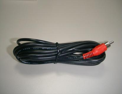 (Rot)-Anschluss angeschlossen. 3.