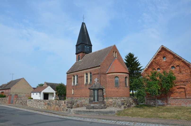 Sanierung der Dorfkirche Lühnsdorf (PM) abgeschlossen Foto: Bernd Janowski Die umfangreichen Sanierungsarbeiten an der Dorfkirche in Lühnsdorf (Potsdam-Mittelmark) sind abgeschlossen.