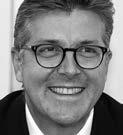 Martin Strassner (Dipl.-Wirt.-Inf.) ist bei Swiss Re in den Bereichen Group Risk Management und Regulatory Affairs tätig.