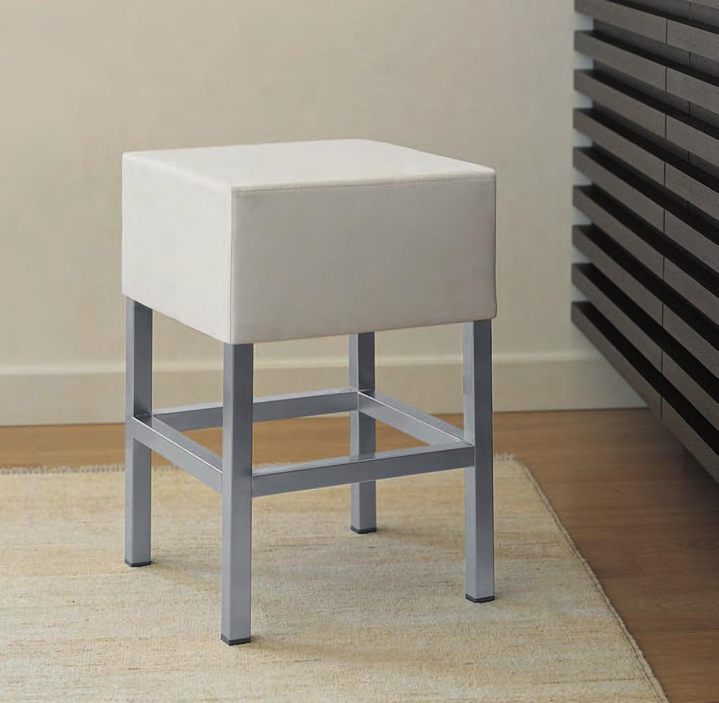 Cube Cube Holz Objekt Sitzpolster 16 cm hoch neu: chrom satiniert passende Arbeitsplatten- und Barhocker siehe Seite 87-89 Cube