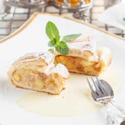 Tiroler Apfelstrudel Zutaten (für 4 Personen): 6 Äpfel (z. B.