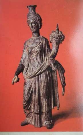Fortuna Romulensis, zeiţa protectoare a oraşului Romula, capitala Daciei Malvensis (Muzeul Romanaţilor din Caracal) moştenitorii gloriosului nume de Roman, terminară ei înşişi în pace şi creştineşte