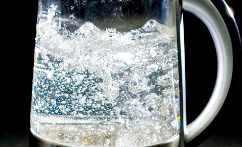 Wasser H2O heizen: Rückwärts in der Zeit
