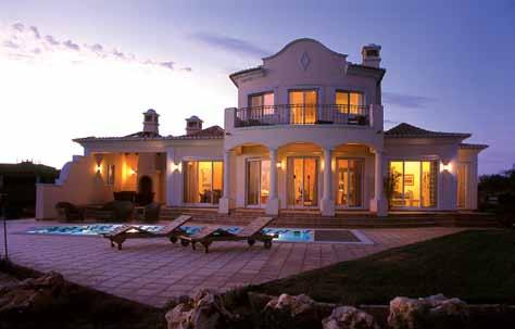 luxury villas Unsere 45 Villen wurden bereits mit internationalen Preisen ausgezeichnet, darunter der Homes Overseas Award für die Beste Portugiesische Villa und Beste Innenausstattung.