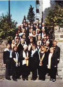 Seit 1956 gibt es einen eigenständigen Kirchenchor in Aegidienberg, der von dem damaligen Organisten und unserem Ehrenchorleiter Willy Hülder gegründet wurde.
