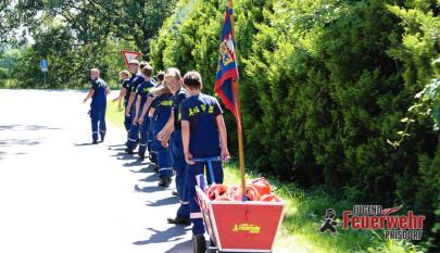 meistens an der Feuerwehrwache in Prisdorf anzutreffen. Anschrift: Freiwillige Feuerwehr Prisdorf Hudenbarg 5 25497 Prisdorf Gefällt mir 18 Jugendlichen viel Spaß und Erfolg bei den Wettkämpfen.