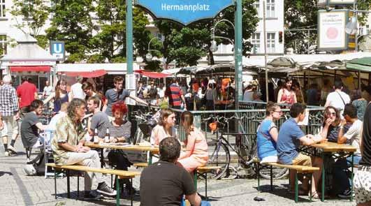 Wochenmarkt am Maybachufer Der Markt am Maybachufer ist bekannt für exotische Waren und internationale Spezialitäten, aber auch für Bio aus Brandenburg.