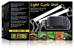 28 Lichtsteuerung Die Exo Terra Lichtsteuerungseinheiten sind eine flexible Lösung für alle linearen Leuchtstoffröhren in jeder Art von Terrarium.