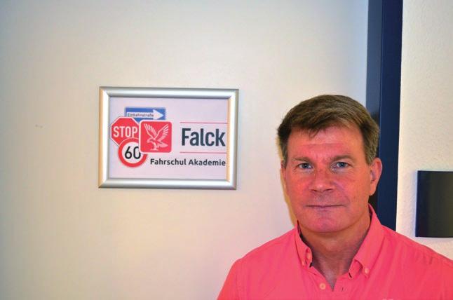 Der Falcke September 2017 9 Falck-Fahrschule in Hamburg eröffnet Fahrschul Akademie Fahrzeugklassen zu machen. Im Sommer eröffnete Falck seine eigene Fahrschule in Hamburg.