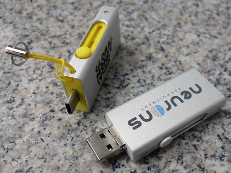 Mit USB-C-Anschluss: 9 Gramm; Max. Werbefläche (Vorderseite): 41 x 12 mm; Material: Aluminium; Gehäuse-Farbauswahl: schwarz oder silber; Speichergrößen: 4 GB bis 64 GB; Schnittstelle: USB 2.