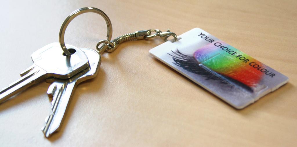Vorteile und Eigenschaften wie unsere anderen USB-Kartenmodelle. Der USB-Stick ist klein und nur 2,9 mm dünn.
