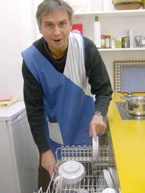 Studie Männer in Bewegung Männer- und frauenspezifische Haushaltstätigkeiten Eher Frauen Kartoffeln schneiden Wäsche waschen bügeln putzen kochen aufräumen