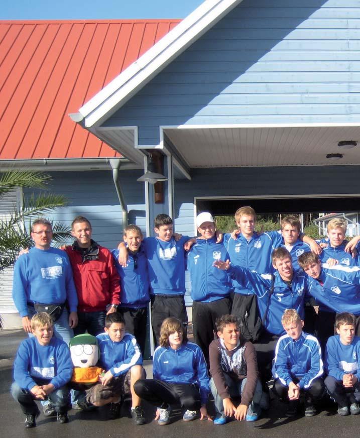 Fahrt Heidepark Soltau Auch in diesem Jahr 2009, alle 2 Jahre wieder, besuchte die Jugendfußballabteilung (leider nur A-Junioren & C-Junioren),