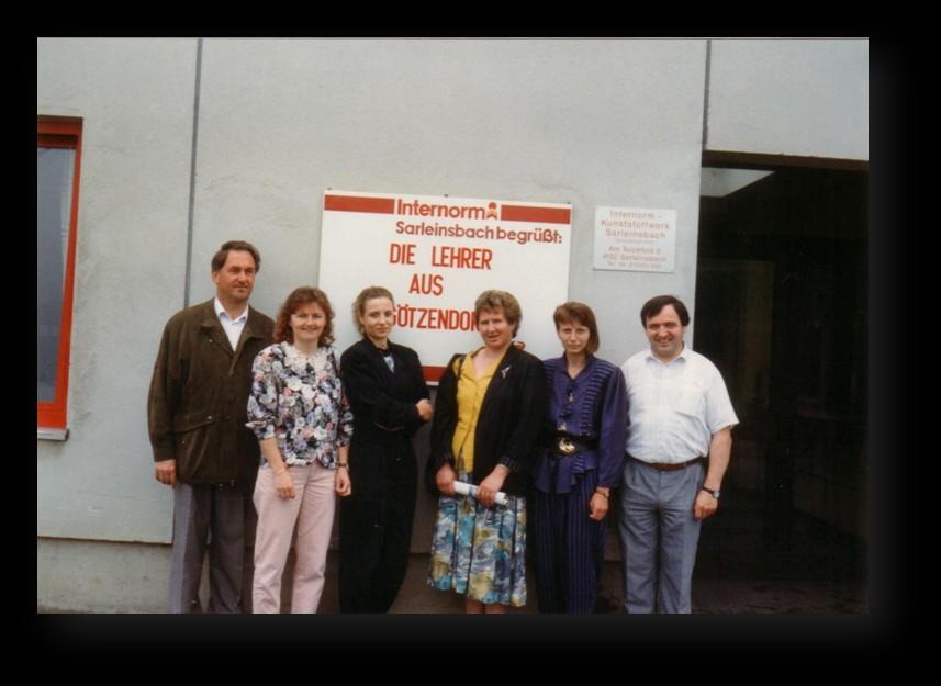 Direktorstag: 1991 Der diesjährige Direktorstag begann mit der Besichtigung der Fensterfabrik Internorm.