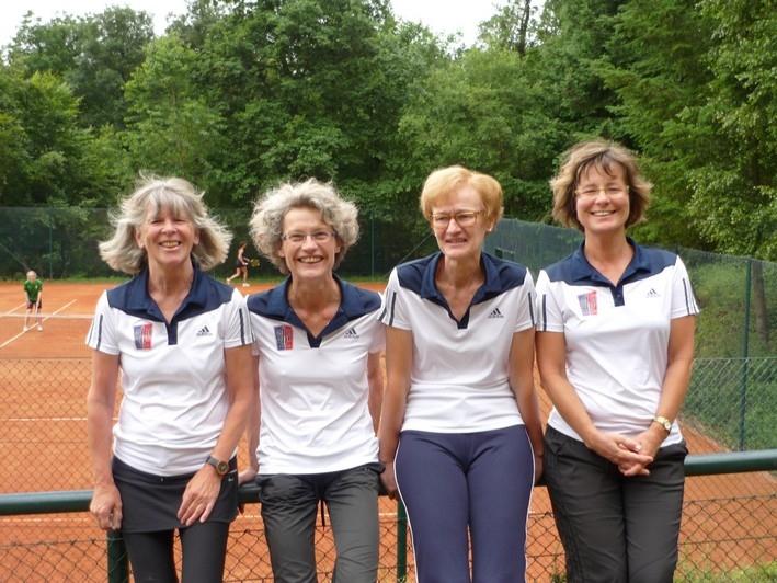 Ähnlich souverän holten sich die Lüxemer Damen den Meistertitel und dürfen 2014 in der C-Klasse spielen.