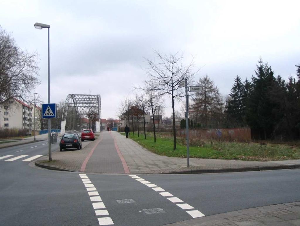 PGV Stadt Buxtehude, Radverkehrskonzept 2013 Ergebnisbericht 11 von 148 Abbildung 4: Nicht benutzungspflichtiger baulicher Radweg (Hannover) Nicht benutzungspflichtige Radwege sind baulich angelegt