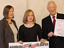 Club-Nachrichten, Region 1 15 Begabten-Förderpreis für Pia Mandelbaum Schulleiterin Karin Natusch, Preisträgerin Pia Mandelbaum und Präsident Hans-Joachim Maehl (v.li.