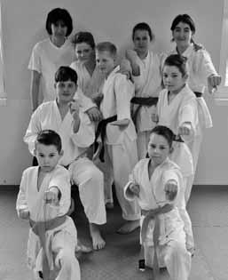 Ein großes Dankeschön an Hans Weilguni, der entschlossen hatten zum ersten unserer jungen Karatekas dazu sich an diesem Sonntag extra die Zeit dafür genommen hat.